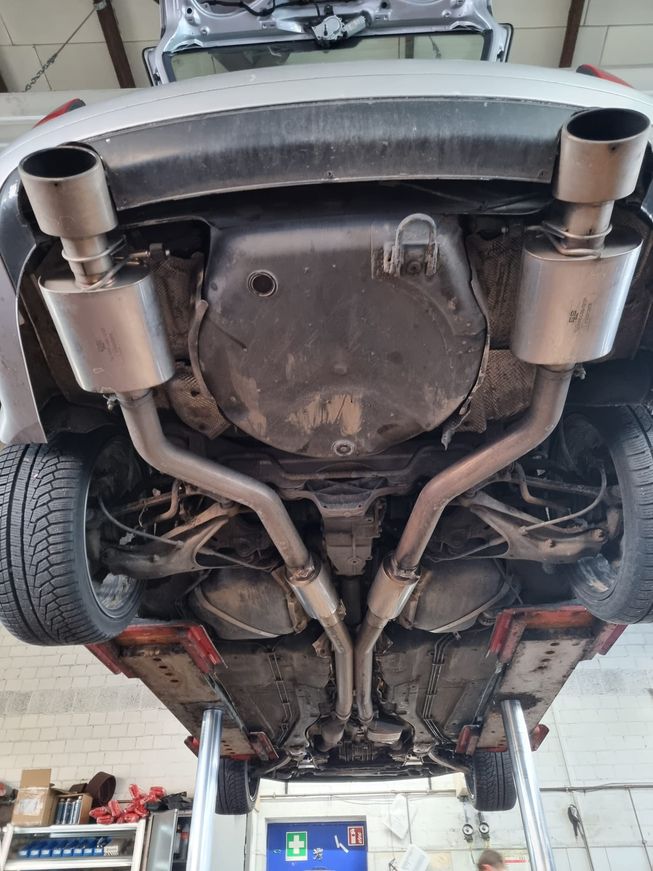 Audi RS6 4B C5 4.2 V8 2x 76mm Sportauspuff Edelstahl mit EG Erlaubnis