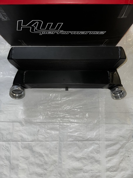 Tuning Ladeluftkühler für BMW X5 E70 3.0D X6 E71 X5 F15 X6 F16