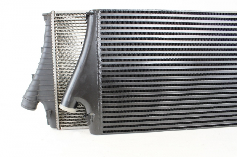 Performance Tuning Ladeluftkühler Opel Signum 2.8 Turbo
