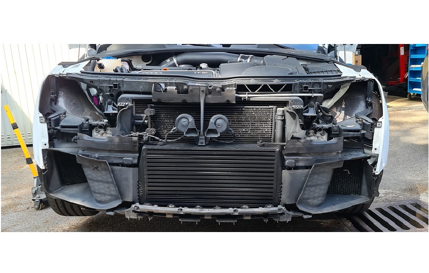 Audi TT RS 8J 2.5TFSI Performance Tuning Ladeluftkühler