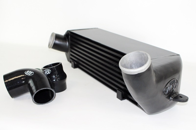 Performance Ladeluftkühler für BMW 1er Coupe Cabrio 135i E82, E88 und 1M Coupe